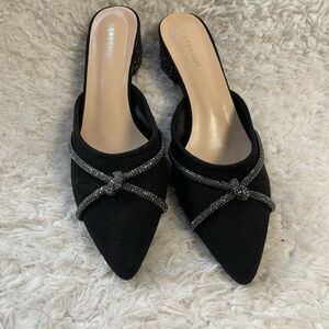 Classique synthetic black suede mules jewel knot accent rhinestone heels SZ10M